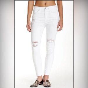 Current Elliot High Waist Stilleto Distressed Knees White Jeans